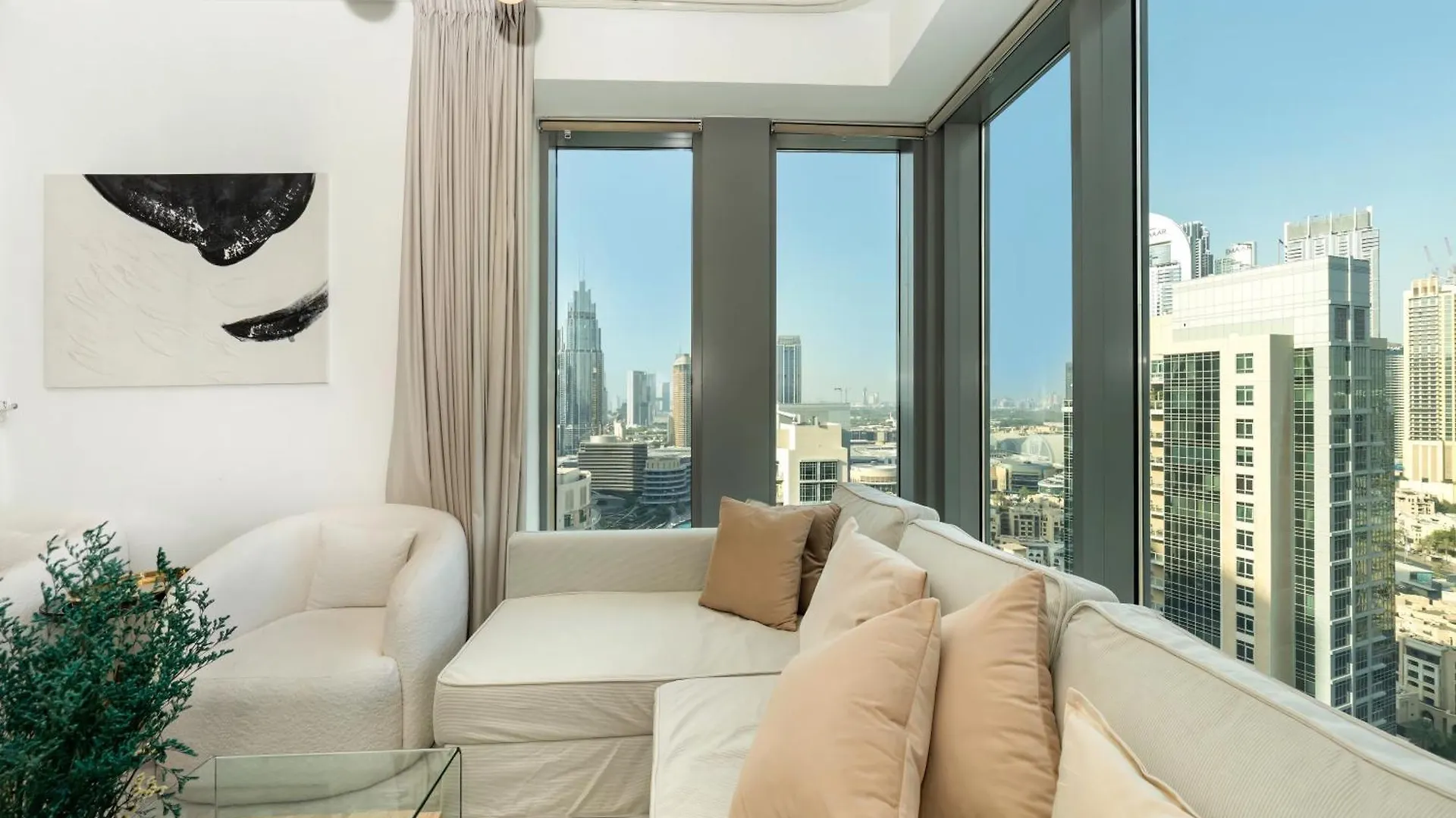 Apartment Lavish 2 Bedroom I Burj Khalifa & Fountain Views I Free Gym, Pool, Parking, Wi-Fi And Ps5 I By Skyline Serenity Dubai United Arab Emirates