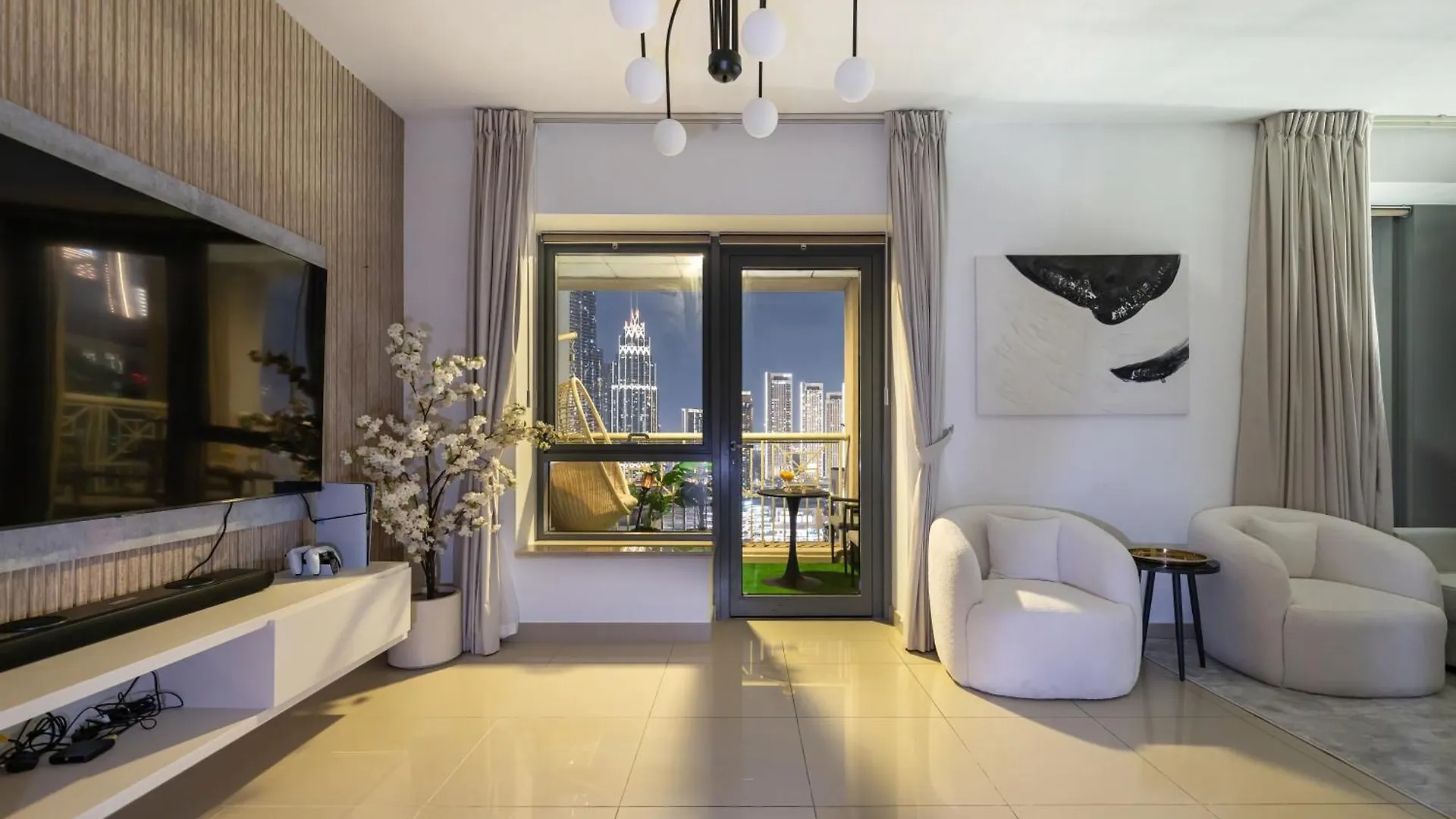 Lavish 2 Bedroom I Burj Khalifa & Fountain Views I Free Gym, Pool, Parking, Wi-Fi And Ps5 I By Skyline Serenity Dubai 0*,
