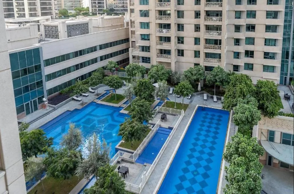 Appartamento Lavish 2 Bedroom I Burj Khalifa & Fountain Views I Free Gym, Pool, Parking, Wi-Fi And Ps5 I By Skyline Serenity Dubai