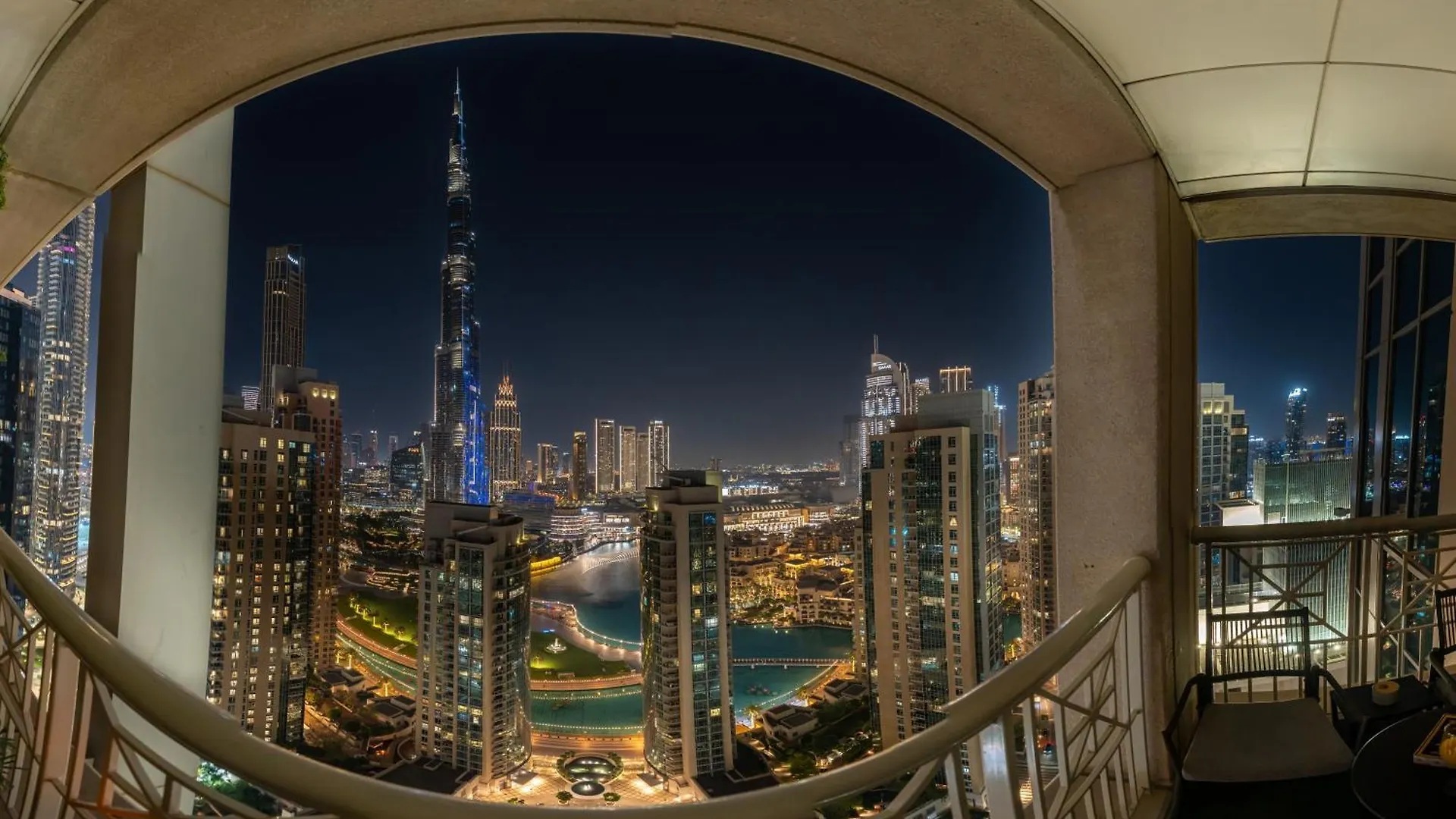Appartamento Lavish 2 Bedroom I Burj Khalifa & Fountain Views I Free Gym, Pool, Parking, Wi-Fi And Ps5 I By Skyline Serenity Dubai