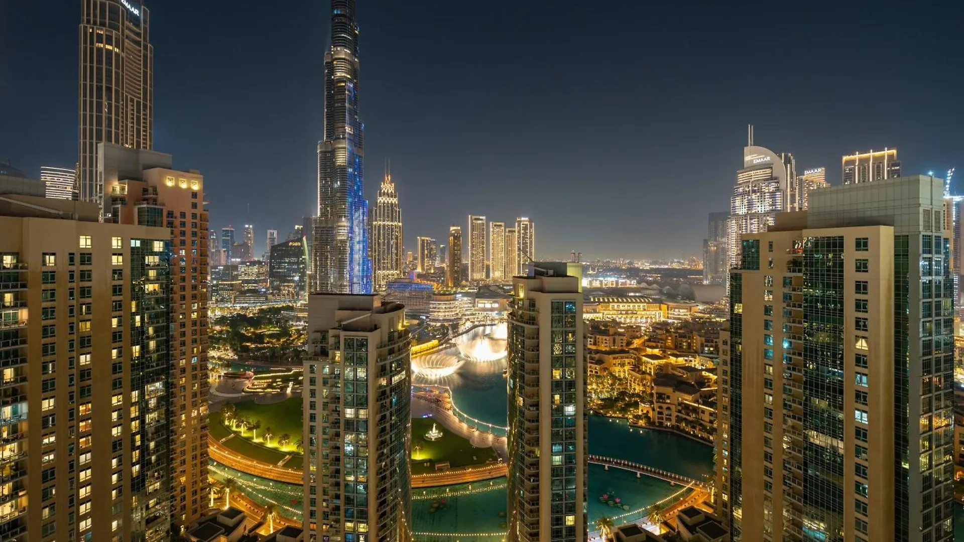 Appartamento Lavish 2 Bedroom I Burj Khalifa & Fountain Views I Free Gym, Pool, Parking, Wi-Fi And Ps5 I By Skyline Serenity Dubai