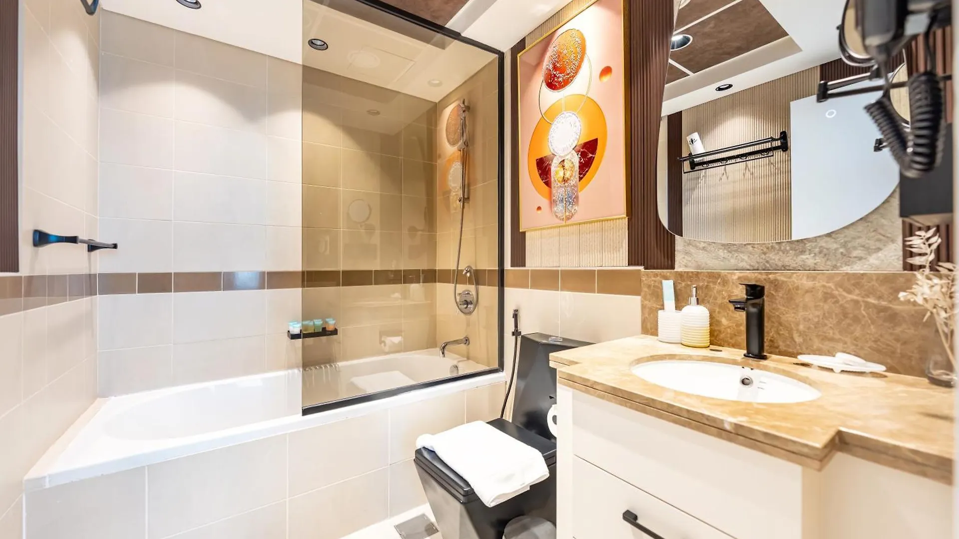 Appartamento Lavish 2 Bedroom I Burj Khalifa & Fountain Views I Free Gym, Pool, Parking, Wi-Fi And Ps5 I By Skyline Serenity Dubai