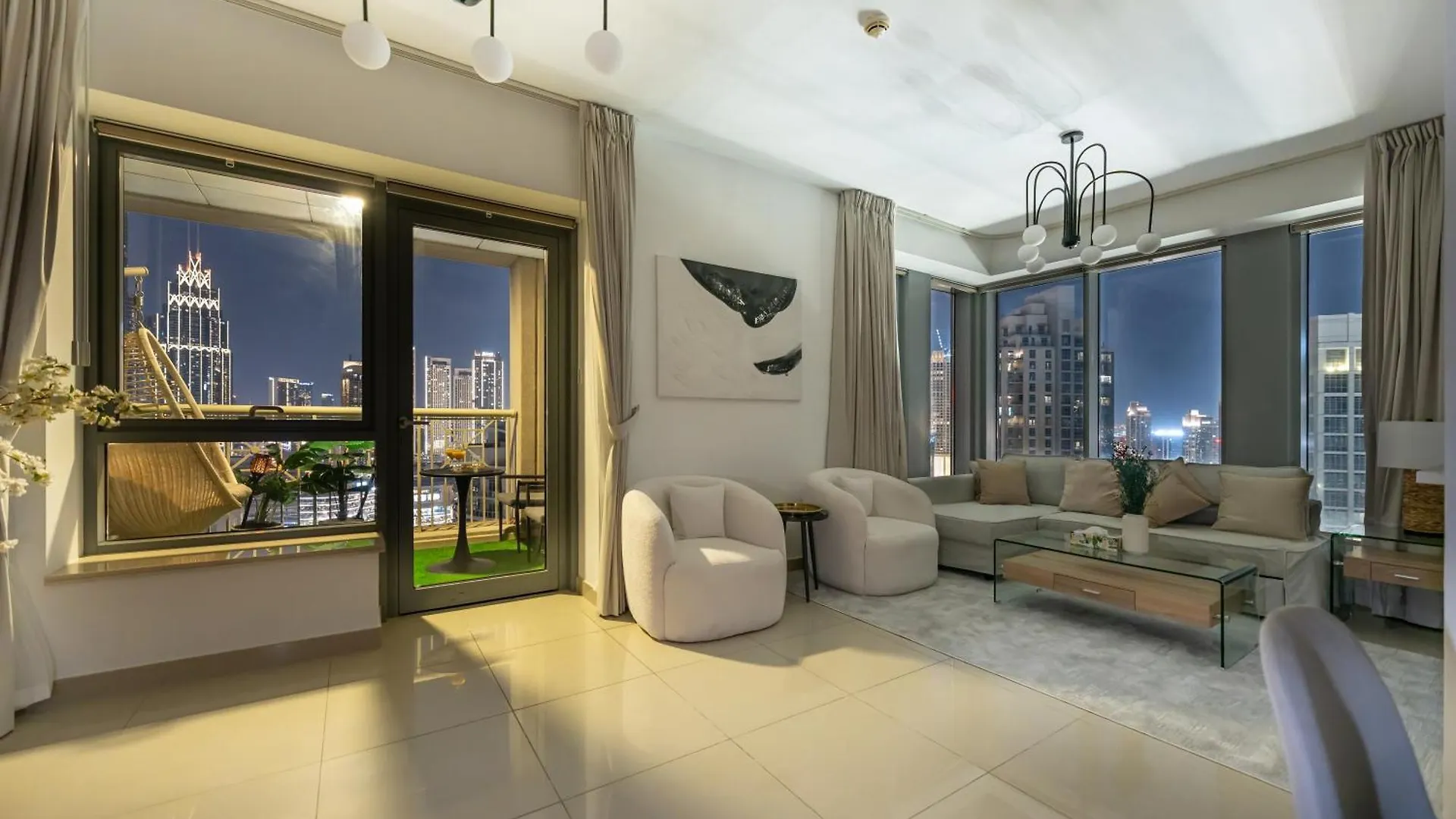 Apartment Lavish 2 Bedroom I Burj Khalifa & Fountain Views I Free Gym, Pool, Parking, Wi-Fi And Ps5 I By Skyline Serenity Dubai